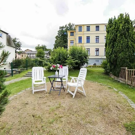 Appartement Christa 03 *